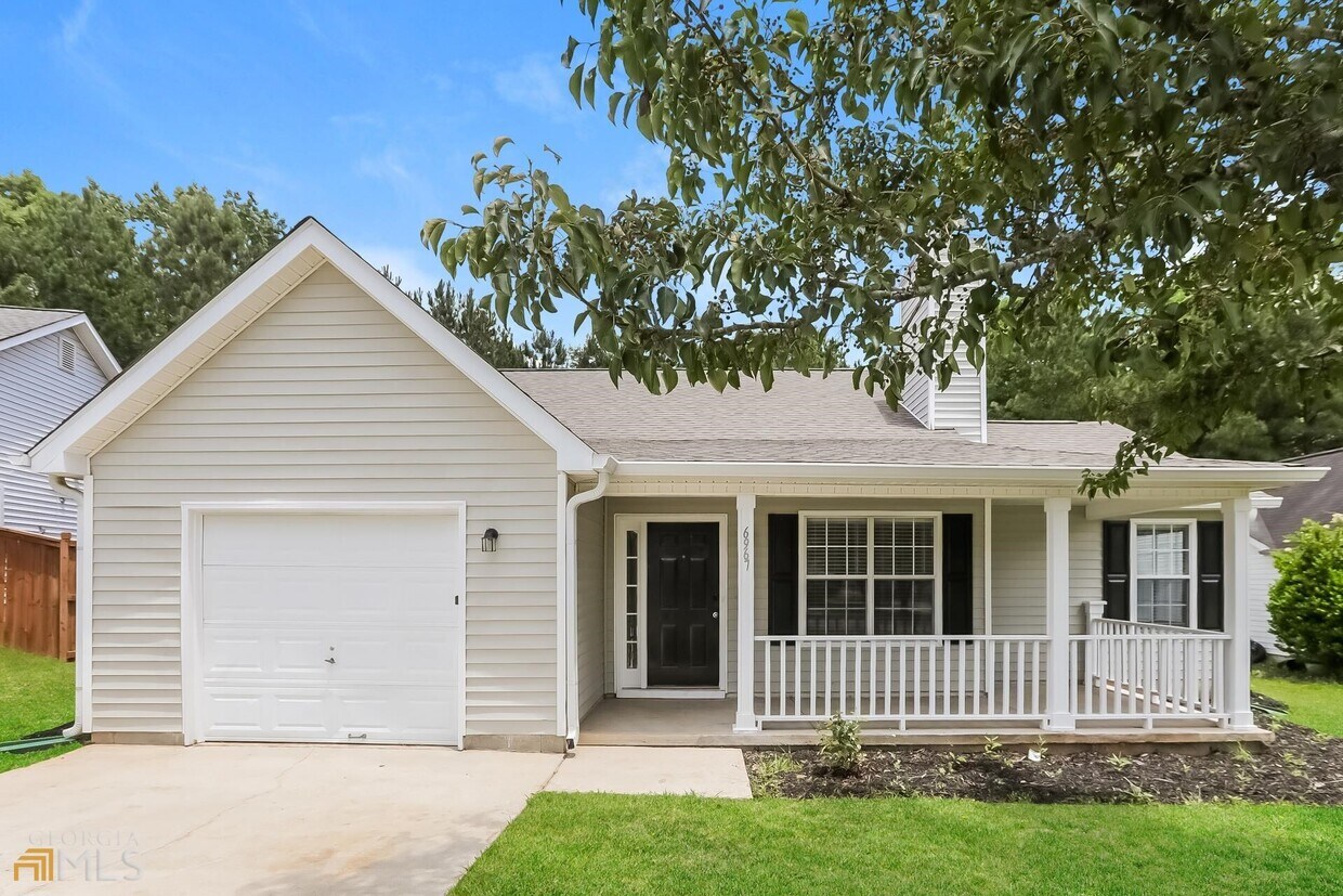 6967 Biscayne, Rex, GA 30273 House Rental in Rex, GA