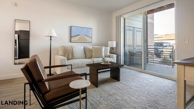 Foto del edificio - 4000 N Albion St