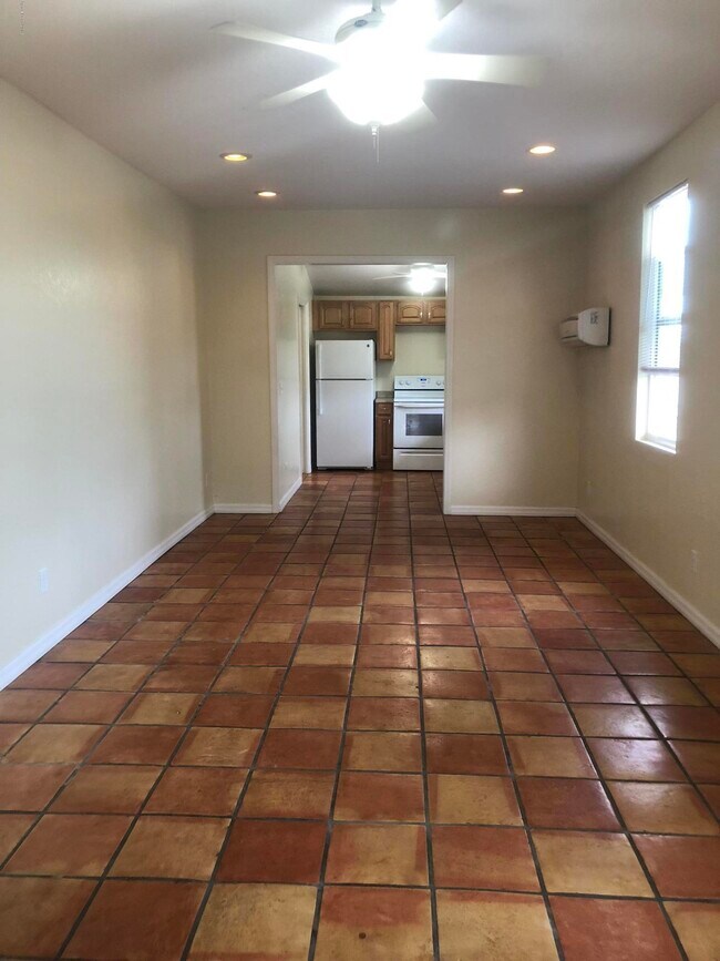 Foto del edificio - 1708 Oak St