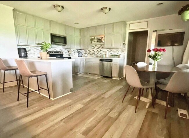 Foto del edificio - 40 Vandergrift Dr