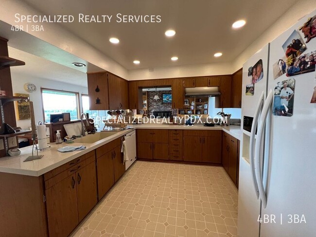 Building Photo - SNEAK PREVIEW - OPEN HOUSE Thursday 9/12/2...