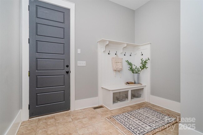 Building Photo - 710 Morgan Park Dr