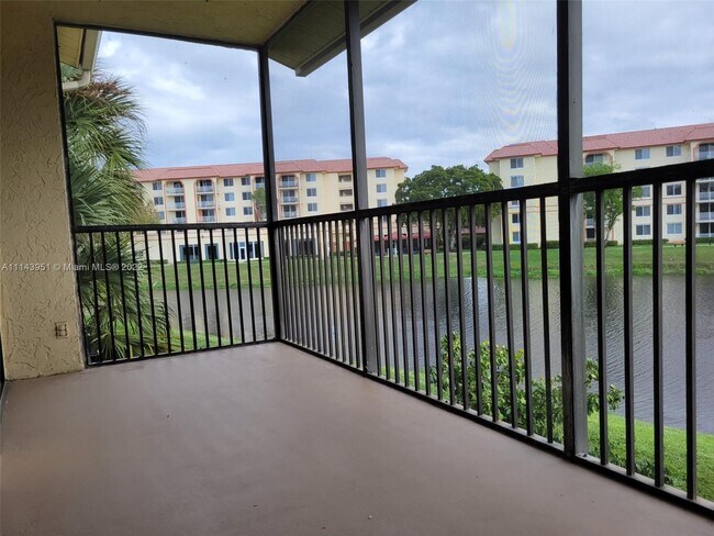Building Photo - 1234 S Military Trail