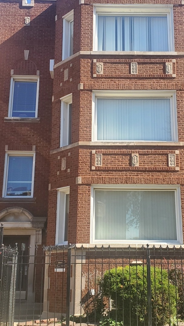 Building Photo - 7827 S Winchester Ave
