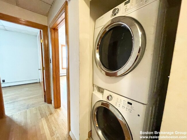 Building Photo - 5 Oswald St