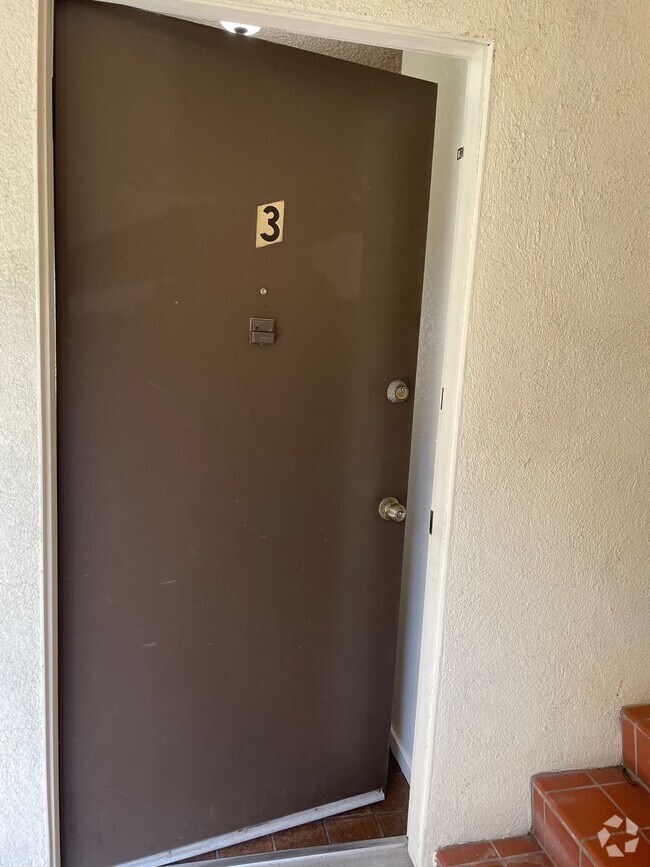 Littles of New Monterey Apartments for Rent with a Balcony Monterey