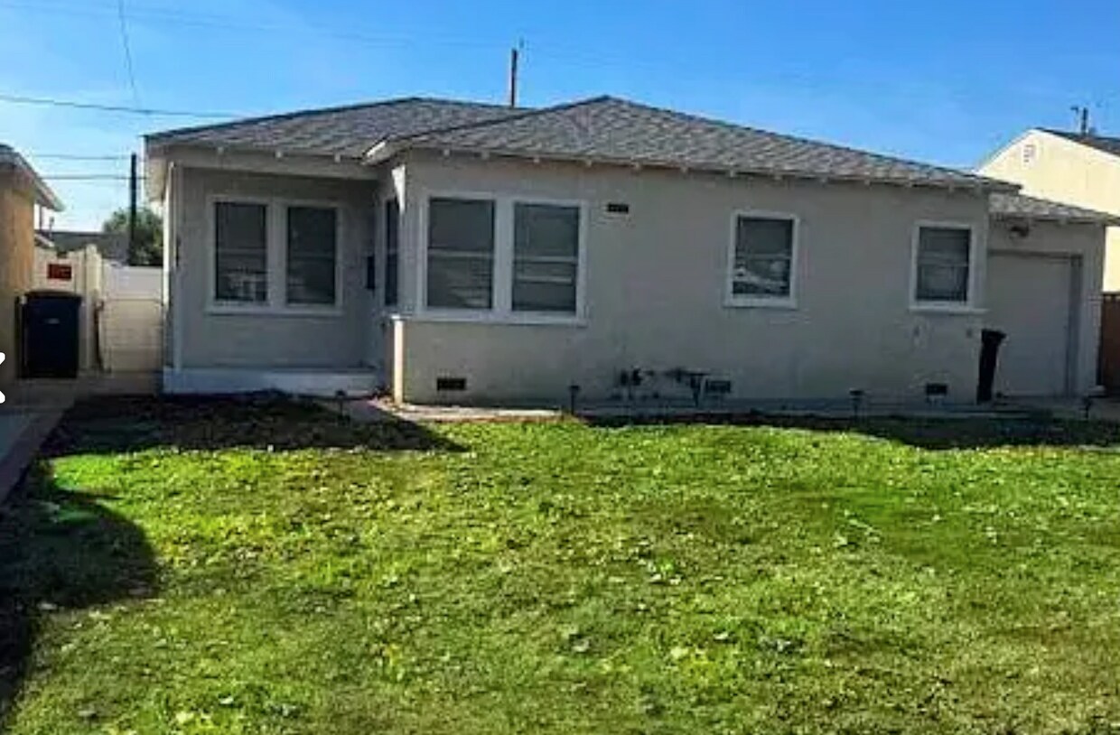 Foto principal - 2101 N Kenwood St
