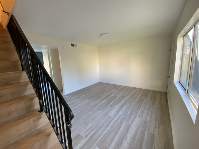 Foto del edificio - 15135 Monterey Ave