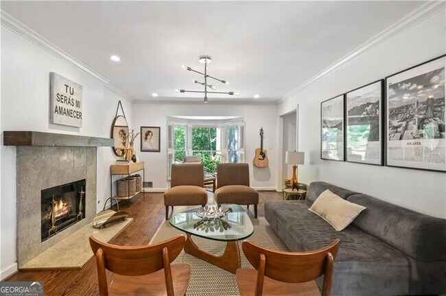 Building Photo - 2316 Defoors Ferry Rd NW