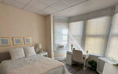 Foto del edificio - 424 Monroe Ave