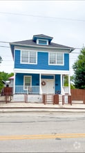 Building Photo - 802 Montana St