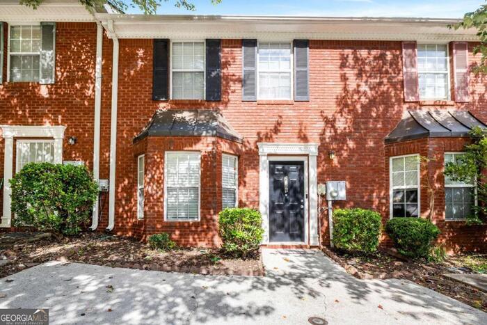 Foto principal - Ready to move-in, 2 bedroom, 2.5bath town ...