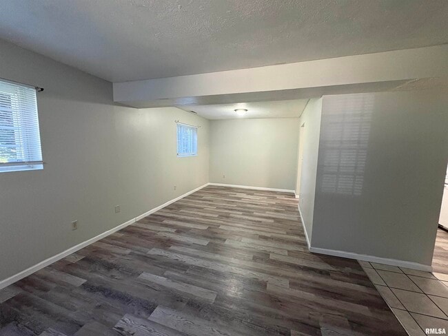 Building Photo - 3617 W Richwoods Blvd