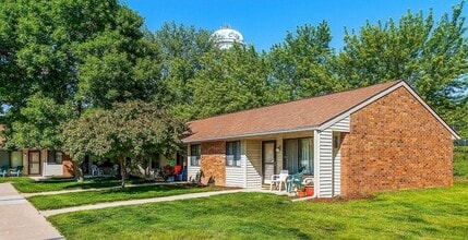 Building Photo - 602 Van Dorn St