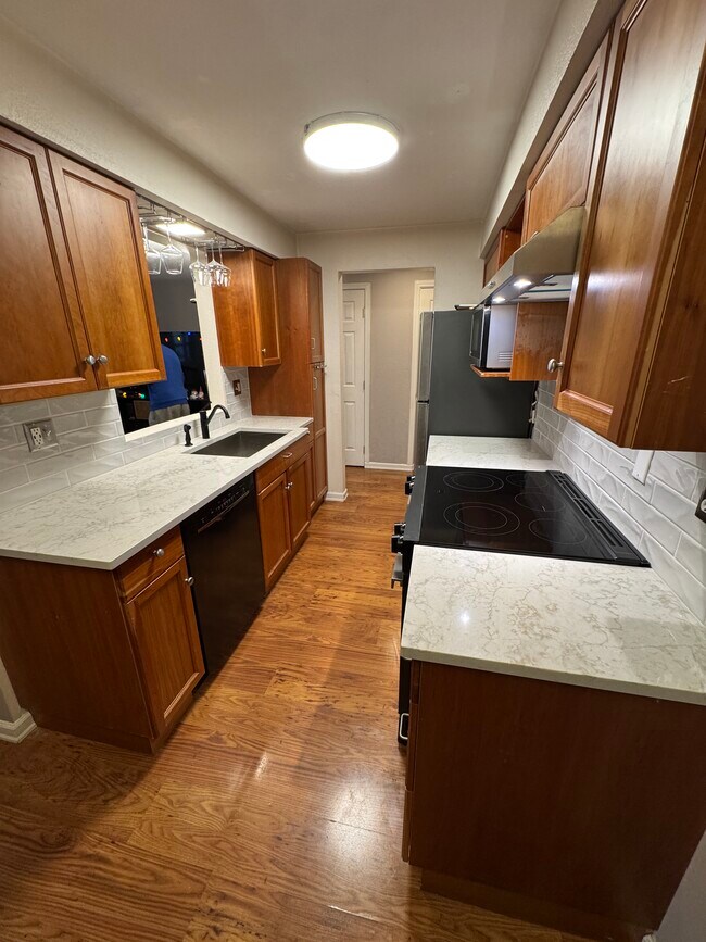 Foto del edificio - 17302 NE 45th St