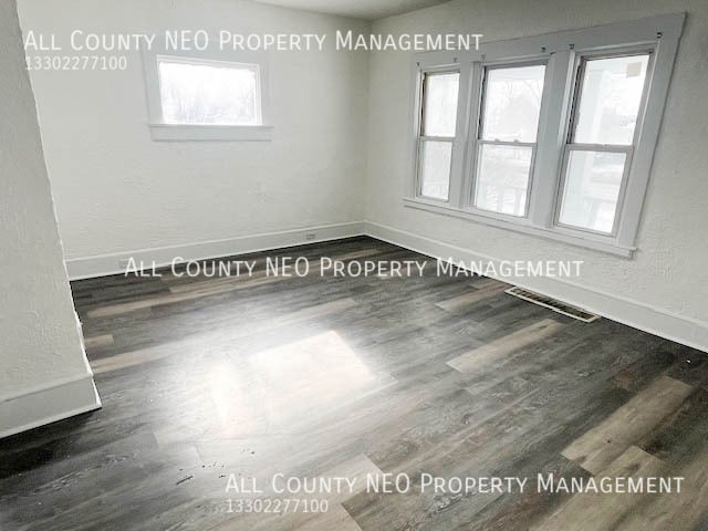 Building Photo - 4151 E 93rd St