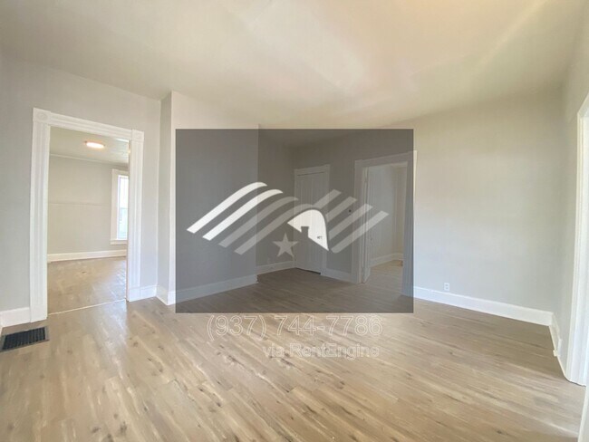 Foto del edificio - 323 Harrison St