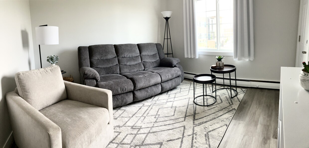 Cozy 1 Bedroom - 349 1st St S