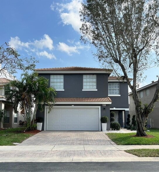 Primary Photo - 3350 Turtle Cove