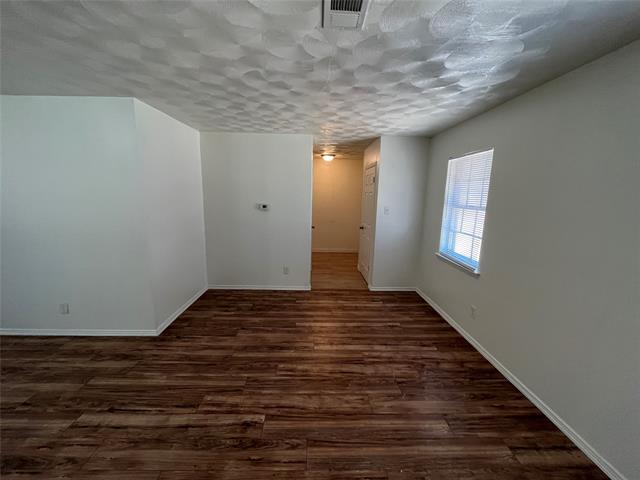 Building Photo - 1606 Trade Winds Dr