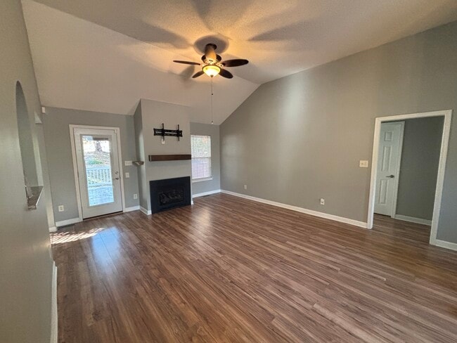 Building Photo - 3806 Cassidy Dr