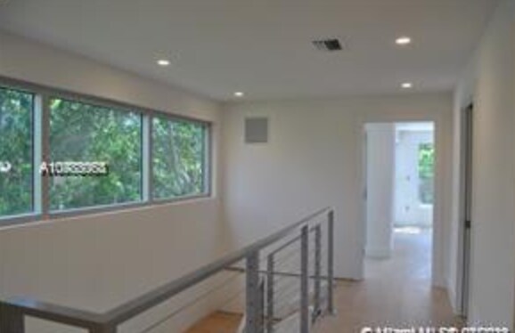 Building Photo - 12351 SW 82nd Ave