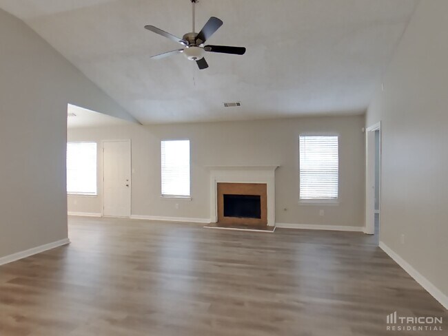 Foto del edificio - 5093 River Overlook Way