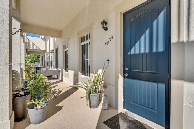 Foto del edificio - 14229 SW 274th St