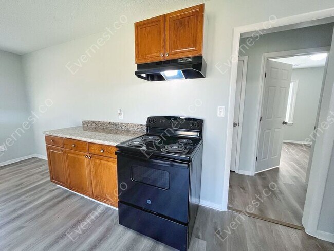 Building Photo - 4328 Pebblebrook Dr
