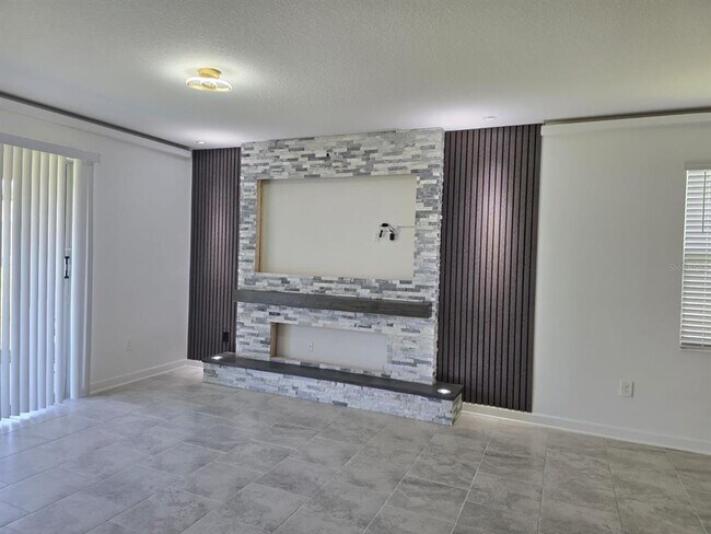 Building Photo - 3071 Camden Wy