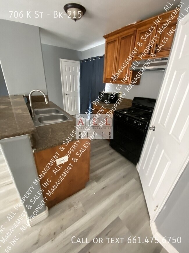 Foto del edificio - 706 K St