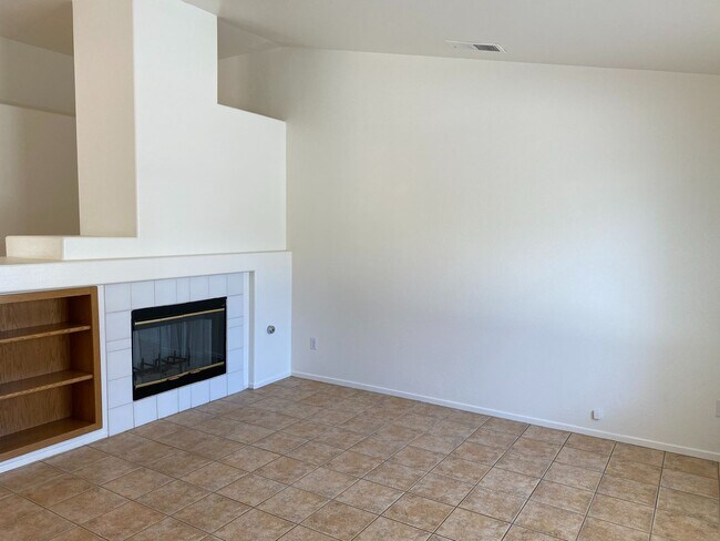 Foto del edificio - West Lancaster 4+2