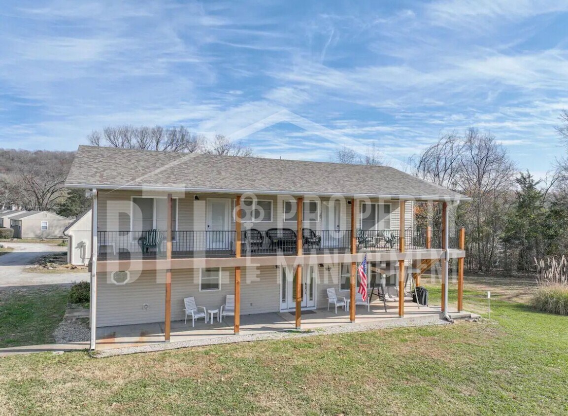 Primary Photo - 134 Lake Village Ln