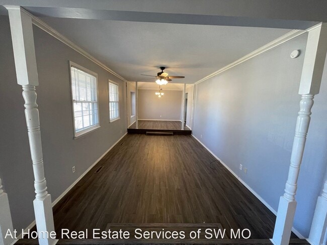 Building Photo - 4 br, 3 bath House - 2156 E Swallow St