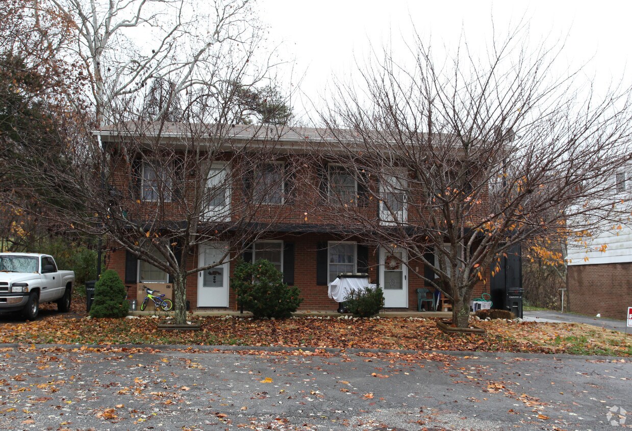 30 Culpepper Ave, Buchanan, VA 24066 Apartments in Buchanan, VA