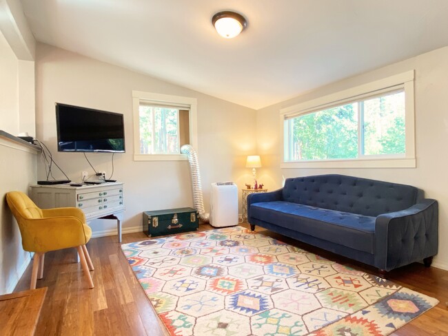 Foto del edificio - 14295 Community Ln