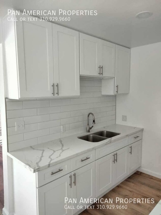 1423 W Lingan Ln Unit 5, Santa Ana, CA 92704 Room for Rent in Santa