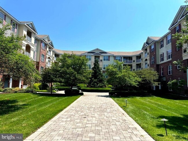 Building Photo - 1424 Colts Cir
