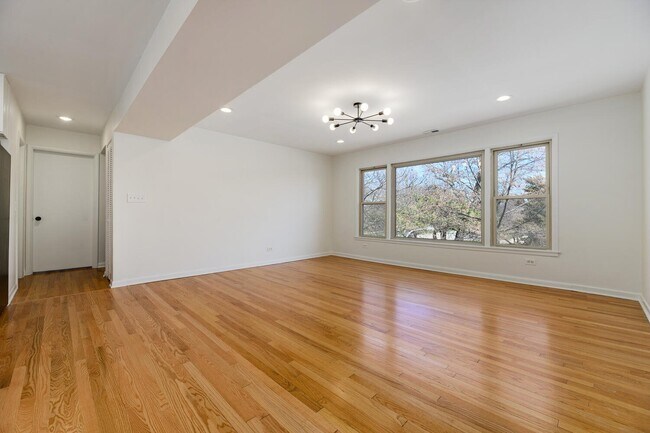 Foto del edificio - 2128 N Whipple St