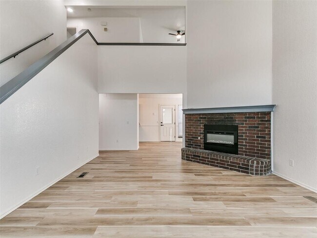 Building Photo - 3504 Quail Run Dr