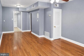 Building Photo - 101 Galveston Pl SW