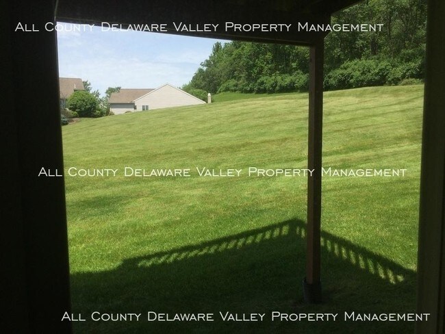 Building Photo - 2 bedroom in Wyomissing PA 19610