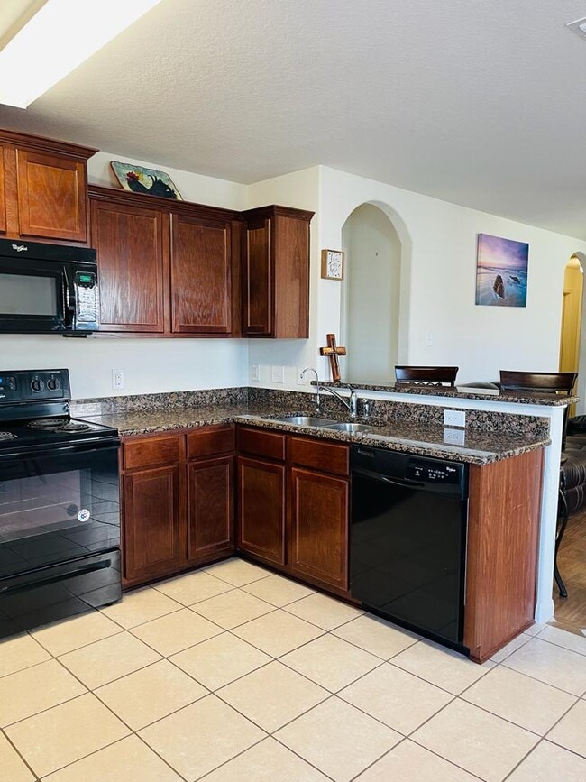 Building Photo - 11415 Luckey Ledge