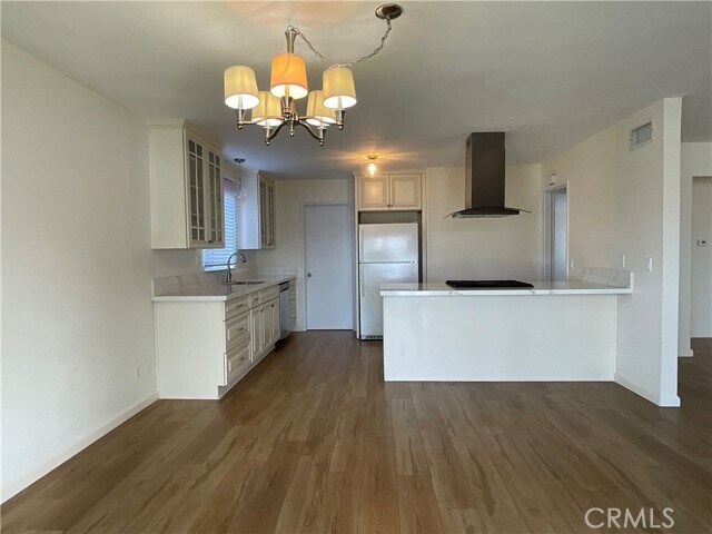 Foto del edificio - 16114 Grayville Dr