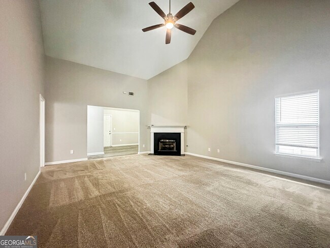 Foto del edificio - 5021 Serenity Point Ln