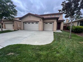 Building Photo - 30906 Crystalaire Dr