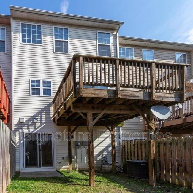 Building Photo - 105 Sand Dollar Cove