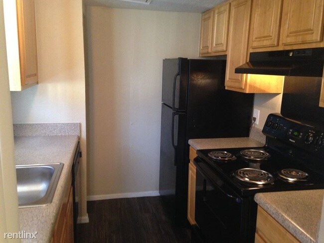 Foto del edificio - 2 br, 2 bath Apartment - 3001 S Carrier Pkwy