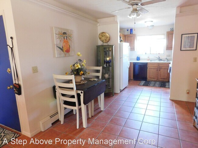 Building Photo - 2 br, 2 bath House - 961 Lakeside Drive #205