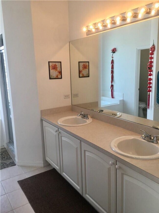 Foto del edificio - 3 br, 2 bath House - 24191 Buckingham Way